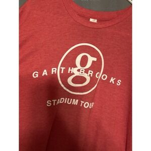 Garth Brooks Stadium Tour T-Shirt XXL Red I've Got Friends In Stadiums Concert